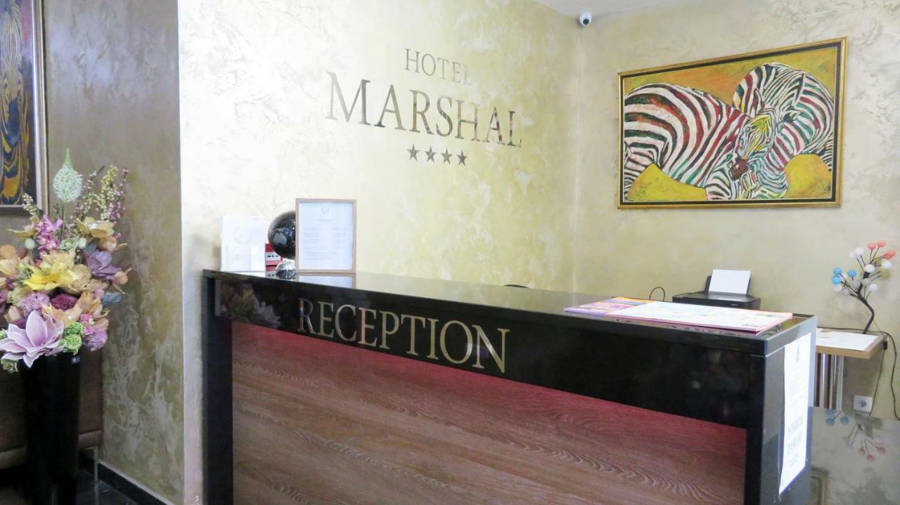 Hotel Marshal Garni Belgrad Exteriör bild